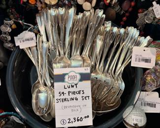 Lunt Sterling Set 