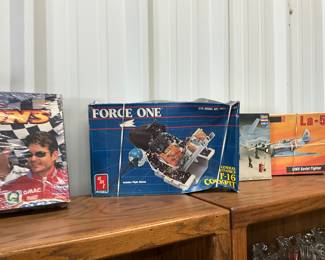 Force One Model Kit