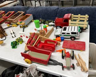 Wooden Children's Toys - Hess Toys - ERTL Ford Die Cast Tractor