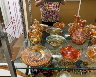 Assorted Marigold Glass Items