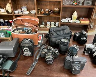 Assorted Vintage Cameras
