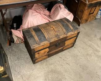 Dome Top Trunk