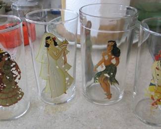 Set of Peek-A-Boo Disappearing Clothes Drinking Glasses