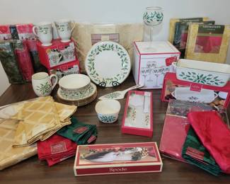Holiday Entertaining With LENOX