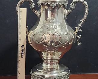 007 19th Century Erie Railroad Presentation Urn