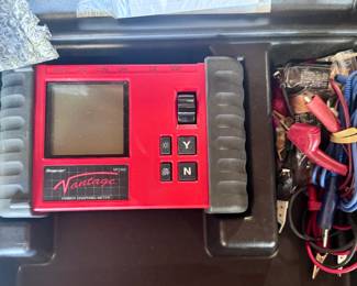 Snap On Vantage Model MT2400 Power Graph Meter with accessories