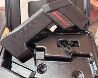 Snap On Infrared Temperature Measuring Instrument