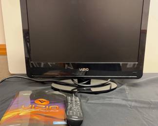 Vizio LCD HDTV With Remote