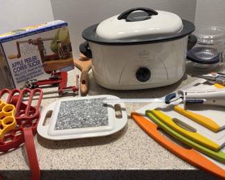 Rival Roaster 8qt, Black Decker Electric Knife, Apple Peeler