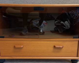 TV Stand W Speaker System DVD Player