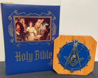 Masonic Heirloom Edition Bible Masonic Clock