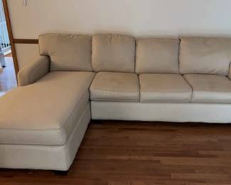 Basset Furniture Chaise Section Sofa