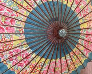 Antique Wood Open Parasol