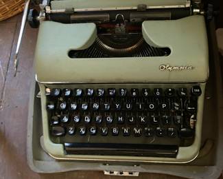 Vintage Olympia Typewriter/Case