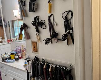 Black excellence hair wands