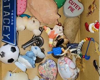 Children's knick knack collectibles