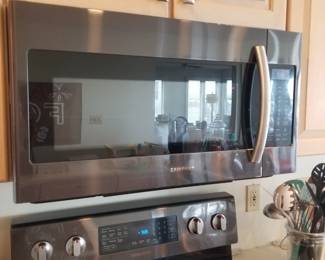 Samsung microwave oven mfg. April 2018