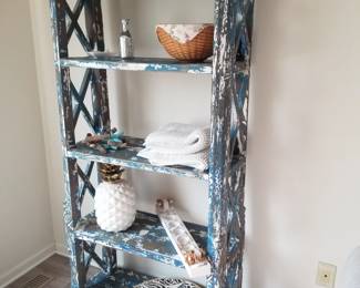 Distressed etagere