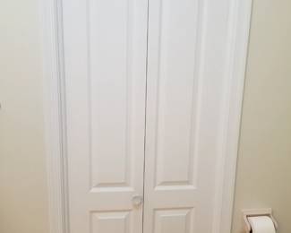 Closet bifold doors