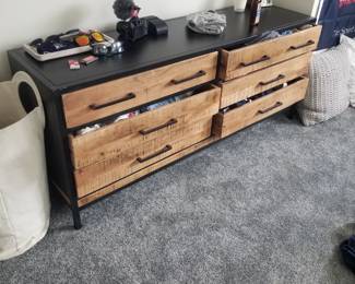 6-drawer dresser