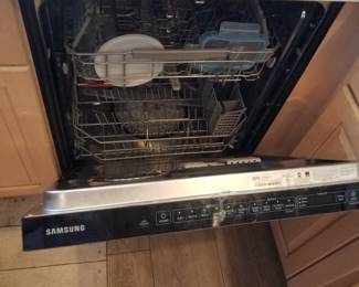 Samsung dishwasher with stainless steel interior