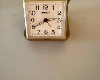 Small travel clock