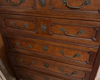 Henredon dresser