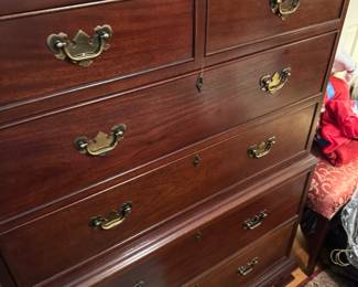 Craftique chest