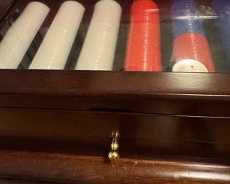 Delux poker chip set complete with wooden box