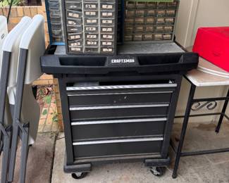 Tool chest