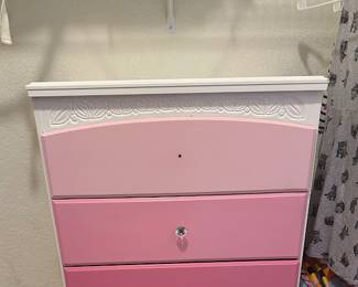 Kids’ dresser