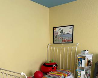 Twin bed
