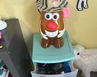 Mr. Potato Head - Tons of bodies and parts for endless fun!