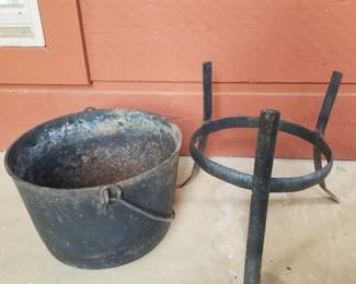 Cast Iron Kettle & Stand