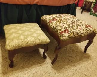 2 Foot Stools