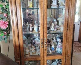 Many display cabinets