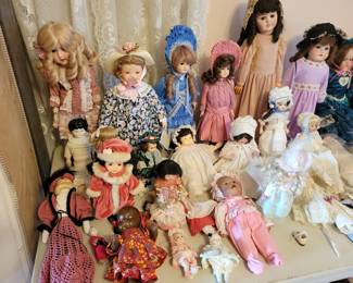 Ceramic dolls include Queen Louise, Amanda Marseille and more