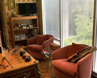 Swivel chairs
