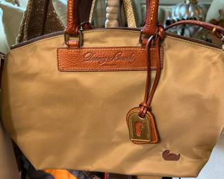 Dooney & Bourke