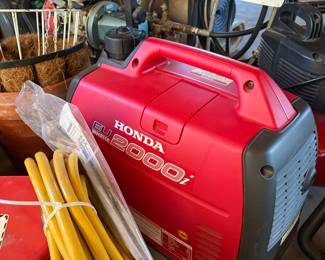 Honda 2000 generator $500