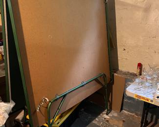 Ping pong table