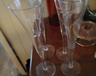 Me wants champagne!