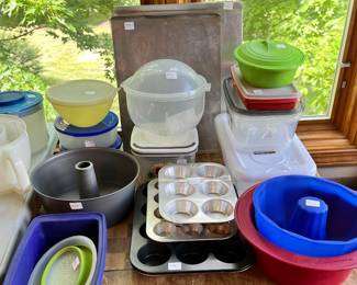 Bakeware and lots of it!