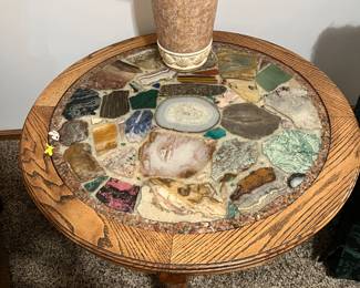 Exquisite cur sone table. Must see, beautiful!.