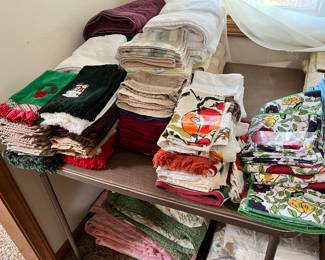Seasonal towels!