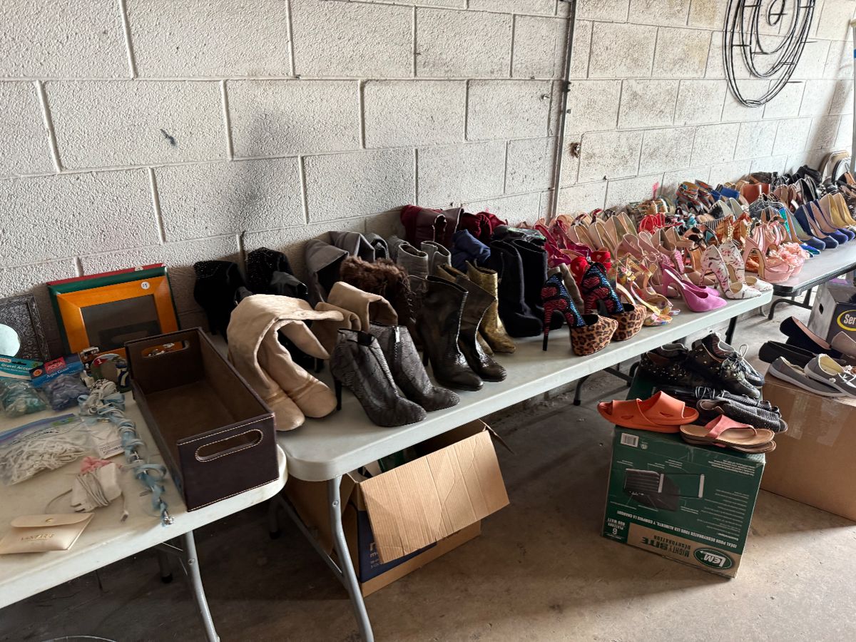 Fabulous shoes and boots
Size 61/2-7
