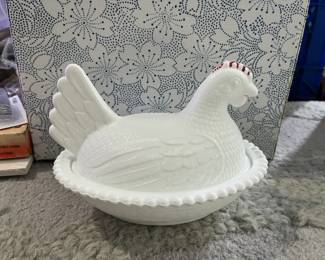 vintage nesting hen covered bowl milk glass