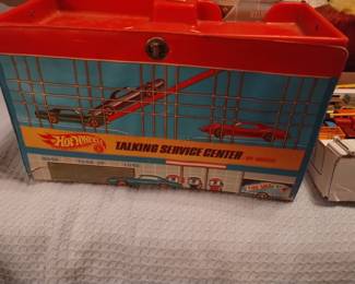 Hot wheels Talking Service Station
