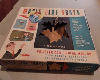 Vintage Maple Leaf trays 