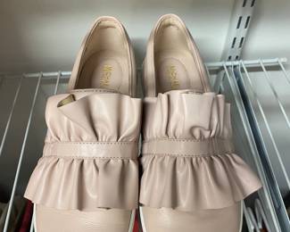 Michael Kors size 8